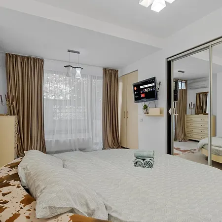 Apartment Baneasa Herastrau With Grand Terrace *